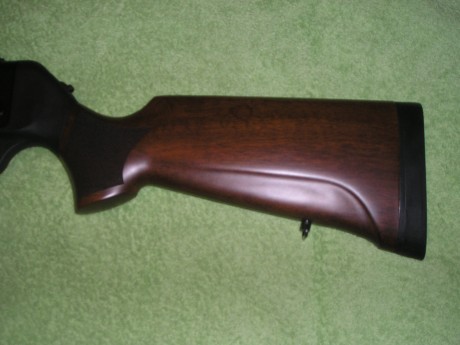 Vendo rifle semiautomático HK SLB 2000 PLUS calibre 300wm con carril Weaver, el rifle está PERFECTO de 02