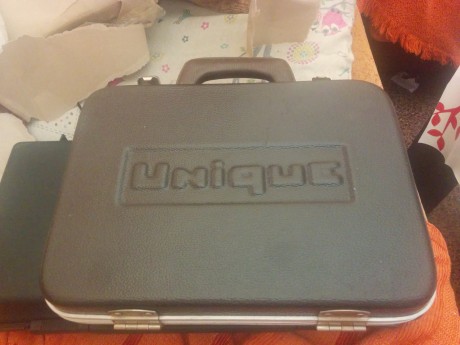 RESERVADO PARA balin34

Vendo este maletin Unique no lo necesito
asi que si alguno le viene bien me podeis 00