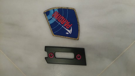 Pongo a la venta esta cacha embebida para las pardini gt,pc9,gt45

Sirve sustituyendo la parte derecha 00