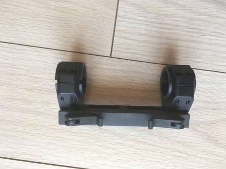 Vendo monturas de una pieza FAB DEFENCE para visores de 30 o 34mm. 
Fabricadas en acero, super robustas.
Solo 01