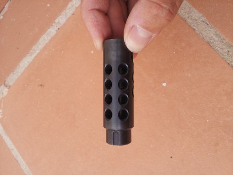 Compensador para rifle 7,62 tiene una rosca 14x1 RH (rosca a derecha) 55€ puesto en casa  :band: 00
