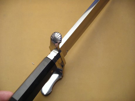 hola a todos,hacia tiempo que no mostraba nada,pues hoy os presento un bowie de los artesanos joan y llorenc 11