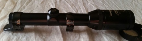 Visor de batida austriaco en buen estado, y con las anillas apel incluidas. Es el modelo Habicht Nova, 11