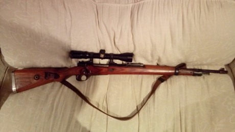 Hola buenas pongo mi mauser a la venta tira de fabula en un estado inmejorable. Las monturas son una imitacion 02