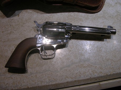 Bueno, la cosa cada vez se pone más interesante.
Sabia lo de las pistolas de sistema de aire comprimido 72