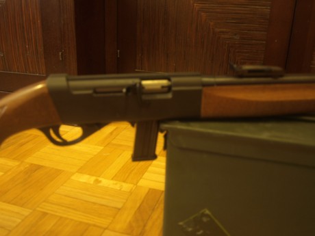 Vendo carabina desmontable semiautomatica  Anschutz 525 con un cargador de 10 balas. Perfecta de mecánica, 10