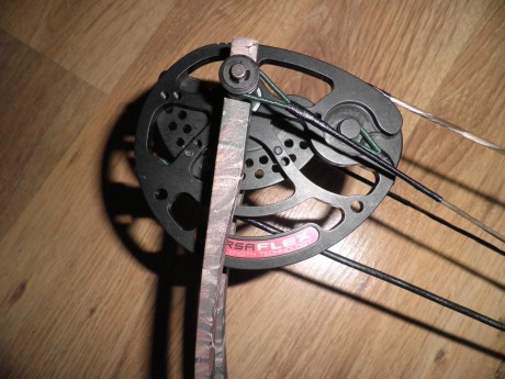 Hola a tod@s,
vendo un arco hoyt ruckus practicamente nuevo ya que no se ha tirado apenas con el,tiene 01