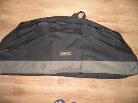 Hola a tod@s,
vendo un arco hoyt ruckus practicamente nuevo ya que no se ha tirado apenas con el,tiene 40