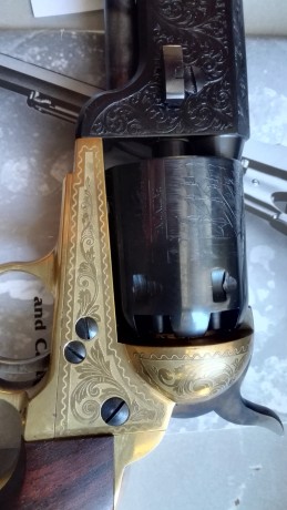 Venta Revolver Avancarga Colt Navy Sheriff labrado,en calibre 36. Marca Pietta nuevo sin estrenar , menos 11