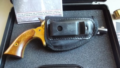 Venta revolver Avancarga Remington Pocket calibre 31 marca Pietta , perfecto estado , muy cuidado . Se 22
