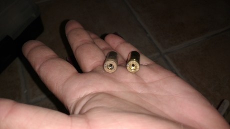 Hola.vendo 290 vainas del 9 largo. Pistón bóxer. Marca star line. 35 más gastos. Están en mallorca. 02