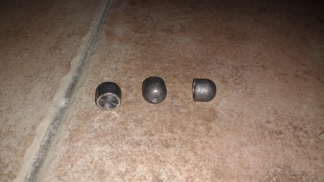 Hola. Vendo unas cuantas puntas para montar balas de escopeta. Son de 28 gramos de la turquesa lee. Yo 00