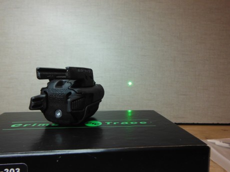  VENDIDO  láser verde para armas Crimson-Trace CMR-203. apto para armas cortas y largas. 
solo probado 11