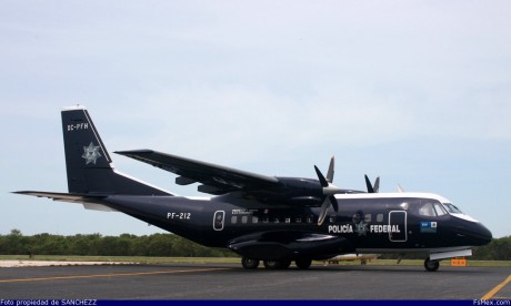 Indagando por ahí he encontrado información e imágenes de aviones españoles sirviendo en destinos poco 40
