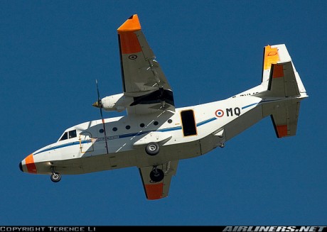 Indagando por ahí he encontrado información e imágenes de aviones españoles sirviendo en destinos poco 142