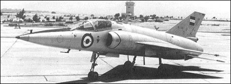 Indagando por ahí he encontrado información e imágenes de aviones españoles sirviendo en destinos poco 80