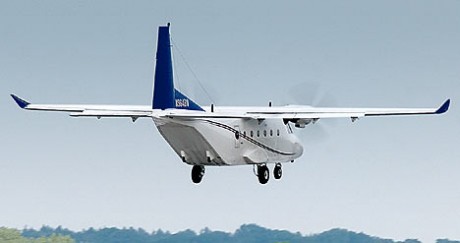 Indagando por ahí he encontrado información e imágenes de aviones españoles sirviendo en destinos poco 130