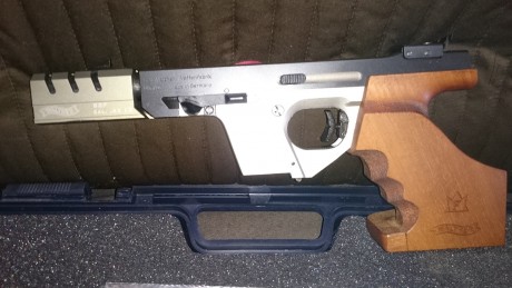 vendo gsp expert casi nueva ni un rasguño, tal y como viene en su caja con las miras, herramientas, libro 20