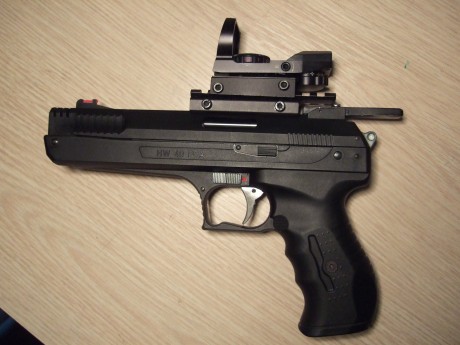 Hola, despues de pensarlo bastante pongo a la venta mi Hw40, el motivo es que no la uso lo que debiera, 10