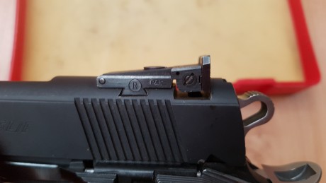 Hola compañeros del foro. Pongo a la venta esta preciosa pistola Llama MAX II del calibre 45 ACP. Está 12