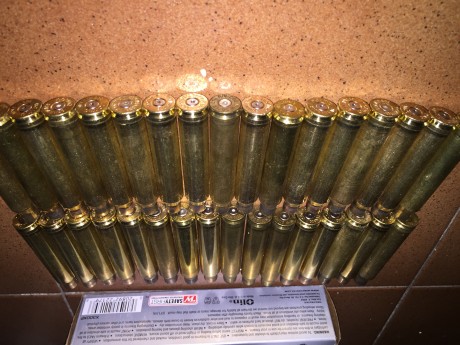 Vendo vainas de diferentes calibres.
54 vainas 300 Winchester Magnum (varias marcas,Winchester-norma)30€ 01