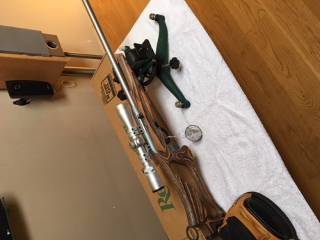 Hola compañeros pongo a la venta este conjunto de carabina y visor compuesto por 

Carabina remigton 597 131