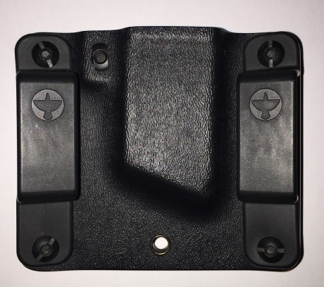 Se vende esta magnifica funda para CARGADORES de GLOCK 43, fabricada en kydex (por el fabricante americano 01