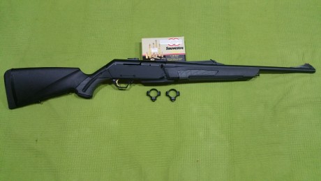 Se vende rifle semiautomático Browning long track composite,culata sintetica calibre 300wm,monturas desmontables 02