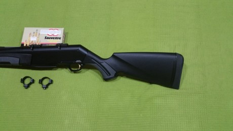 Se vende rifle semiautomático Browning long track composite,culata sintetica calibre 300wm,monturas desmontables 10