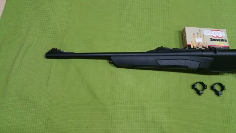 Se vende rifle semiautomático Browning long track composite,culata sintetica calibre 300wm,monturas desmontables 21