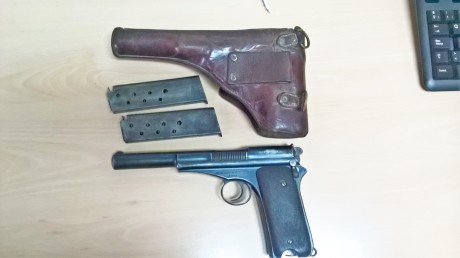 Vendo pistola capo-giro 9mmlargo en muy buen estado, el cañón perfecto de estrías, todos los números de 00