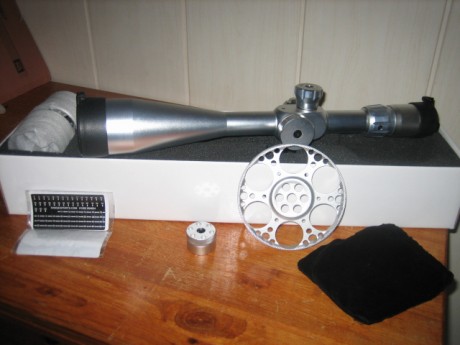 Vendo este Visor , de sobras conocido , con todos sus accesorios . En perfecto estado y apenas uso.

Precio 00