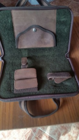 Buenas tardes:

Vendo funda de pistola SPS nueva a estrenar.
Sin duda alguna es una funda exclusiva. La 11