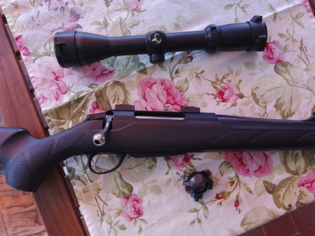 Vendo Tikka T3 Litte . 300 WM en perfectas condiciones, pasa por nuevo, tan solo ha tirado 10 balas. 
Incluido 01