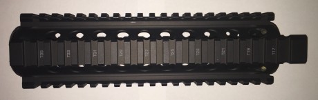 Se vende este magnífico guardamos para rifles AR15 fabricado en USA por DANIEL DEFENSE, con railes picatinny, 01