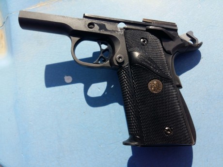 Me han llegado con mi nueva adquisicion y a mi no me sirven. Actualmente montadas en una trojan. Las cachas 31