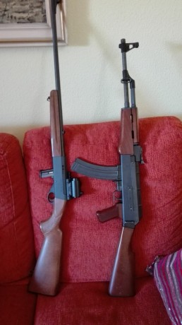 Semiautomática del .22 lr de cañón desmontable. En perfecto estado salvo algún pequeño roce en maderas 11
