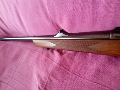 Vendo este gran rifle Sueco Carl Gustaf modelo 2000 MKII en calibre 30-06 con un cerrojo impresionante 40