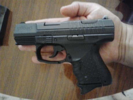 VENDO PISTOLA WALTHER P99 COMPACTA AS 9MM PARABELLUM POR 450 EUROS. ESTA CASI NUEVA Y CON POQUÍSIMOS DISPAROS. 00