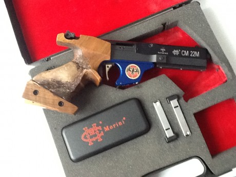 Vendo pistola Morini CM 22, perfecto estado, cacha S ajustable a M,sin retocar, con masilla añadida fácil 01