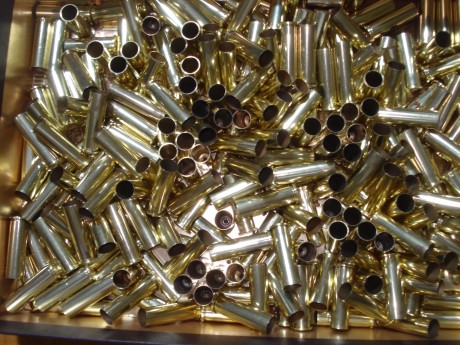 Muy buenas,

Vendo vainas del .357 Magnum de la marca Magtech con un solo tiro, pasadas por Tumbler y 02