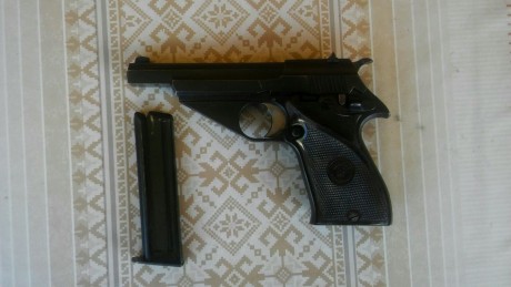 Hola a todos, vendo varias pistolas baratas por no usar y vaciar el cupo:

STAR, modelo FM, calibre 22, 00