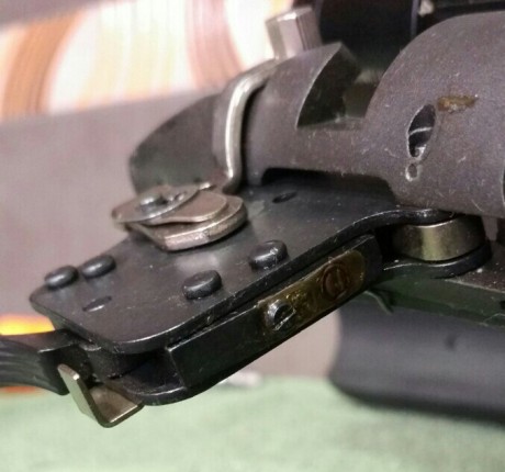 Recientemente he comprado al compañero Click su R700 Police y el disparador no está a la altura del rifle, 90