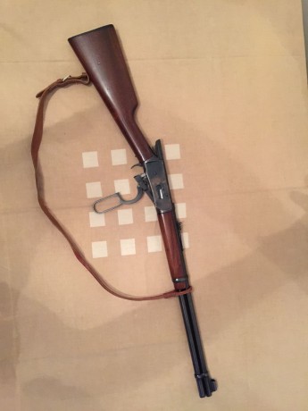 Pues lo dicho se vende un Winchester 94 en buen estado de maderas y pavón, el arma se encuentra en Valencia, 00