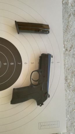 Compañero del club ya de edad vende su beretta px4 storm por no uso
arma comprada por capricho en excelente 01