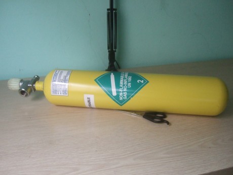 Hola, la vendo con el retimbrado recien hecho, la botella es de 2011.
Solo usada para cargar pcp.
Pido 00