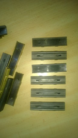  

Peines para acciones 1893 (Oviedo) en 7,57 o las transformadas a 308. 
10 unidades 25€ con envío incluido.

Tambien 00