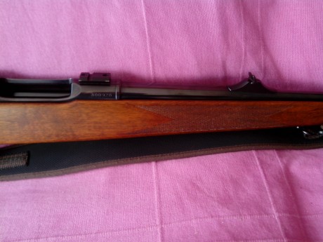 Vendo este gran rifle Sueco Carl Gustaf modelo 2000 MKII en calibre 30-06 con un cerrojo impresionante 51