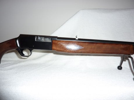 Vendo una carabina semiautomática Browning, modelo Bar 22, esta perfecta de estetica y de funcionamiento 02