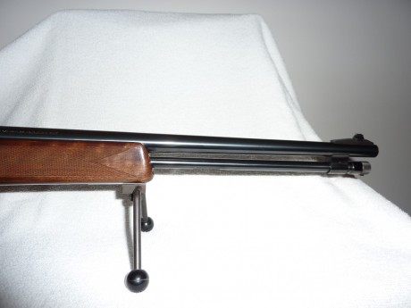 Vendo una carabina semiautomática Browning, modelo Bar 22, esta perfecta de estetica y de funcionamiento 01
